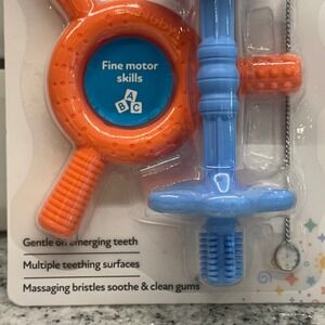Nuby Kids 3m+ Tube Teethers Blue Orange 100% Silicone Textured Cleaning Brush